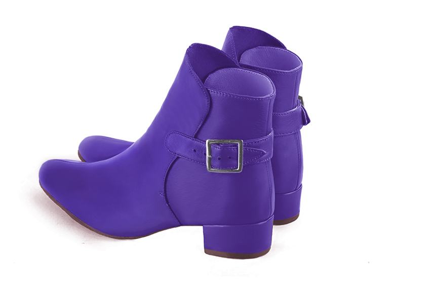 Violet purple women's ankle boots with buckles at the back. Round toe. Low block heels. Rear view - Florence KOOIJMAN